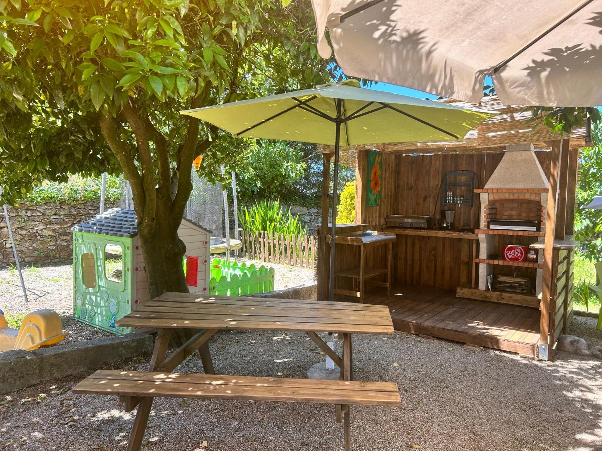 Quinta De Areias Bed & Breakfast Crespos ภายนอก รูปภาพ